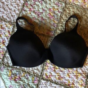 VS Black Bra